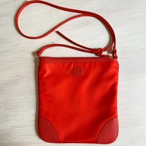 Tory Burch Tilda Nylon logo-plaque shoulder bag
